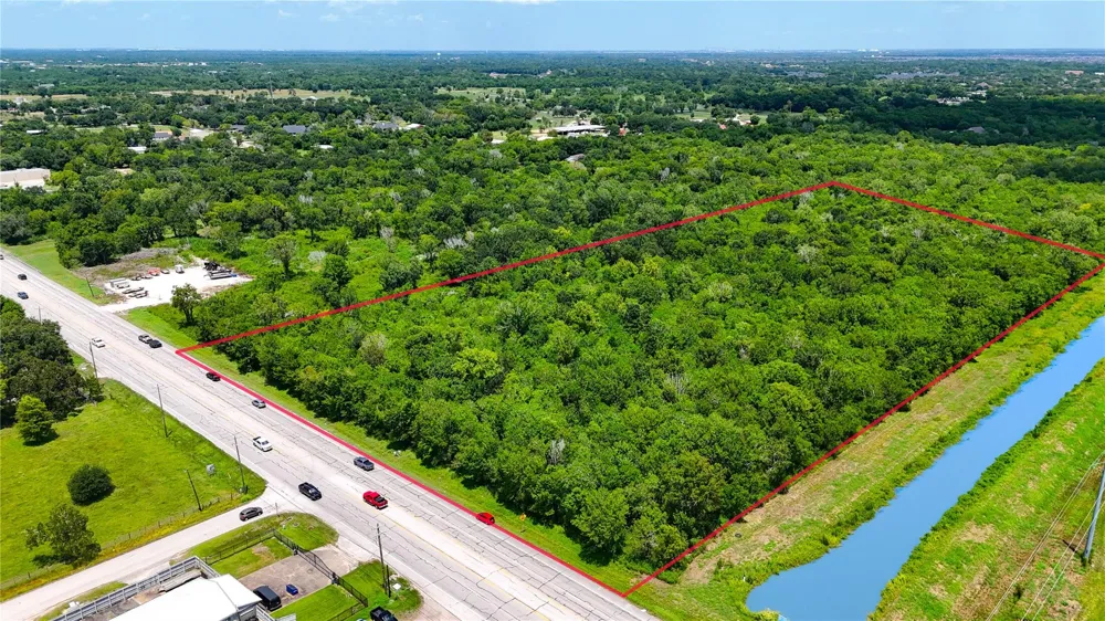 County Road 133 Road Alvin, TX 77511