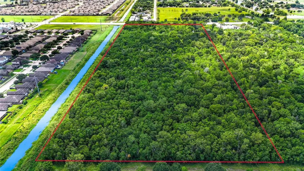 County Road 133 Road Alvin, TX 77511