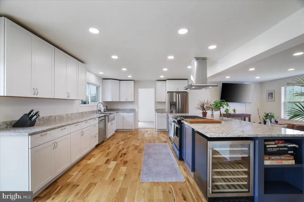 219 PLANK ROAD Beach Lake, PA 18405