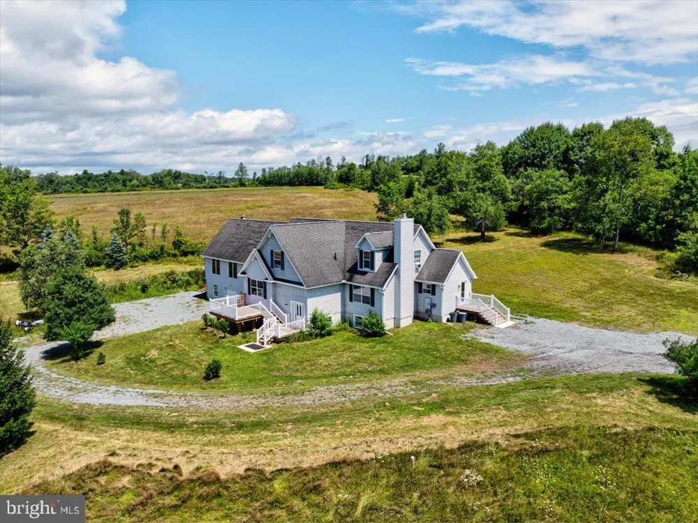 219 PLANK ROAD Beach Lake, PA 18405