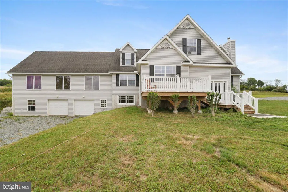 219 PLANK ROAD Beach Lake, PA 18405