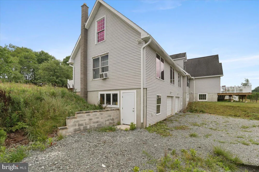 219 PLANK ROAD Beach Lake, PA 18405