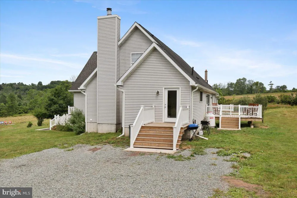 219 PLANK ROAD Beach Lake, PA 18405