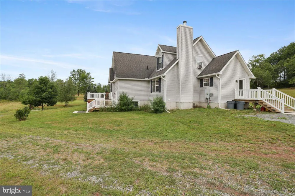 219 PLANK ROAD Beach Lake, PA 18405