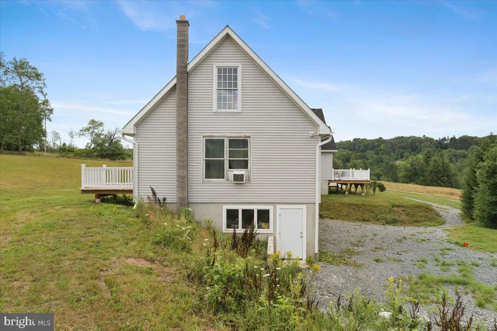219 PLANK ROAD Beach Lake, PA 18405