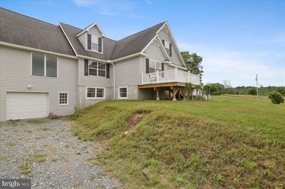 219 PLANK ROAD Beach Lake, PA 18405