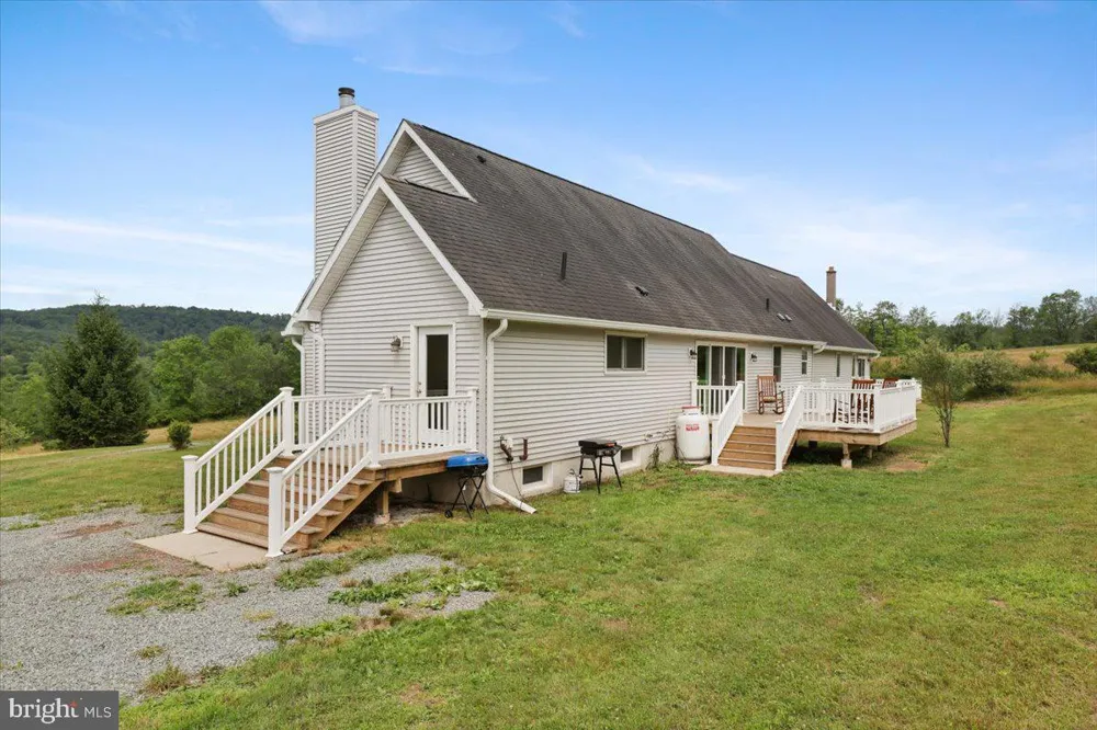 219 PLANK ROAD Beach Lake, PA 18405