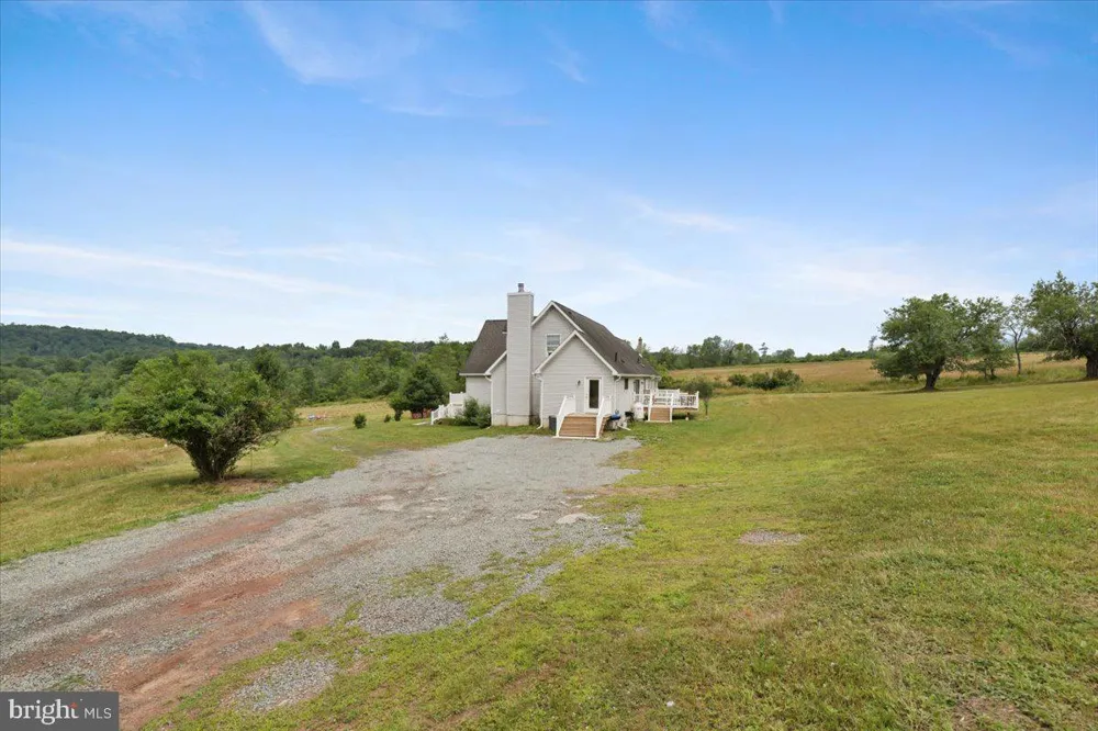 219 PLANK ROAD Beach Lake, PA 18405