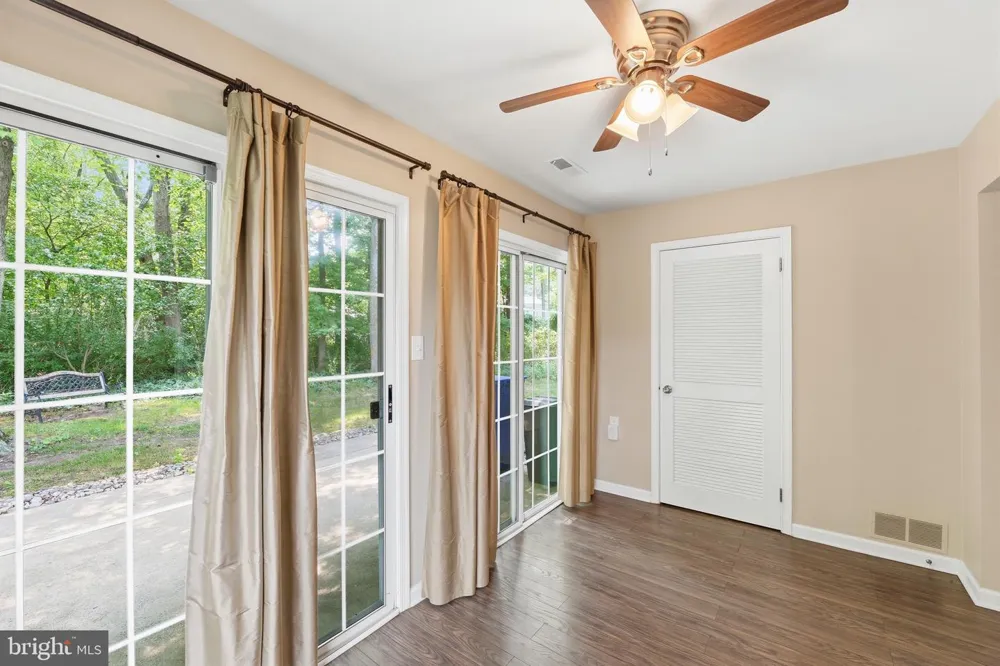 10 MADISON COURT Mount Laurel, NJ 08054