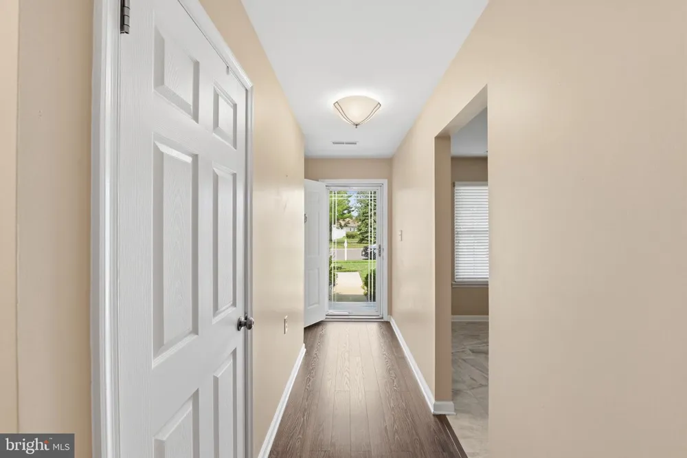 10 MADISON COURT Mount Laurel, NJ 08054
