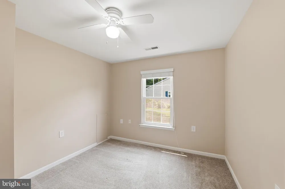 10 MADISON COURT Mount Laurel, NJ 08054