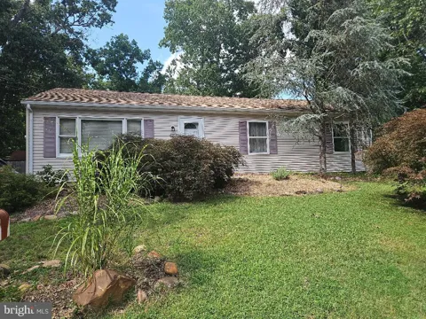 719 NUTMEG ST.