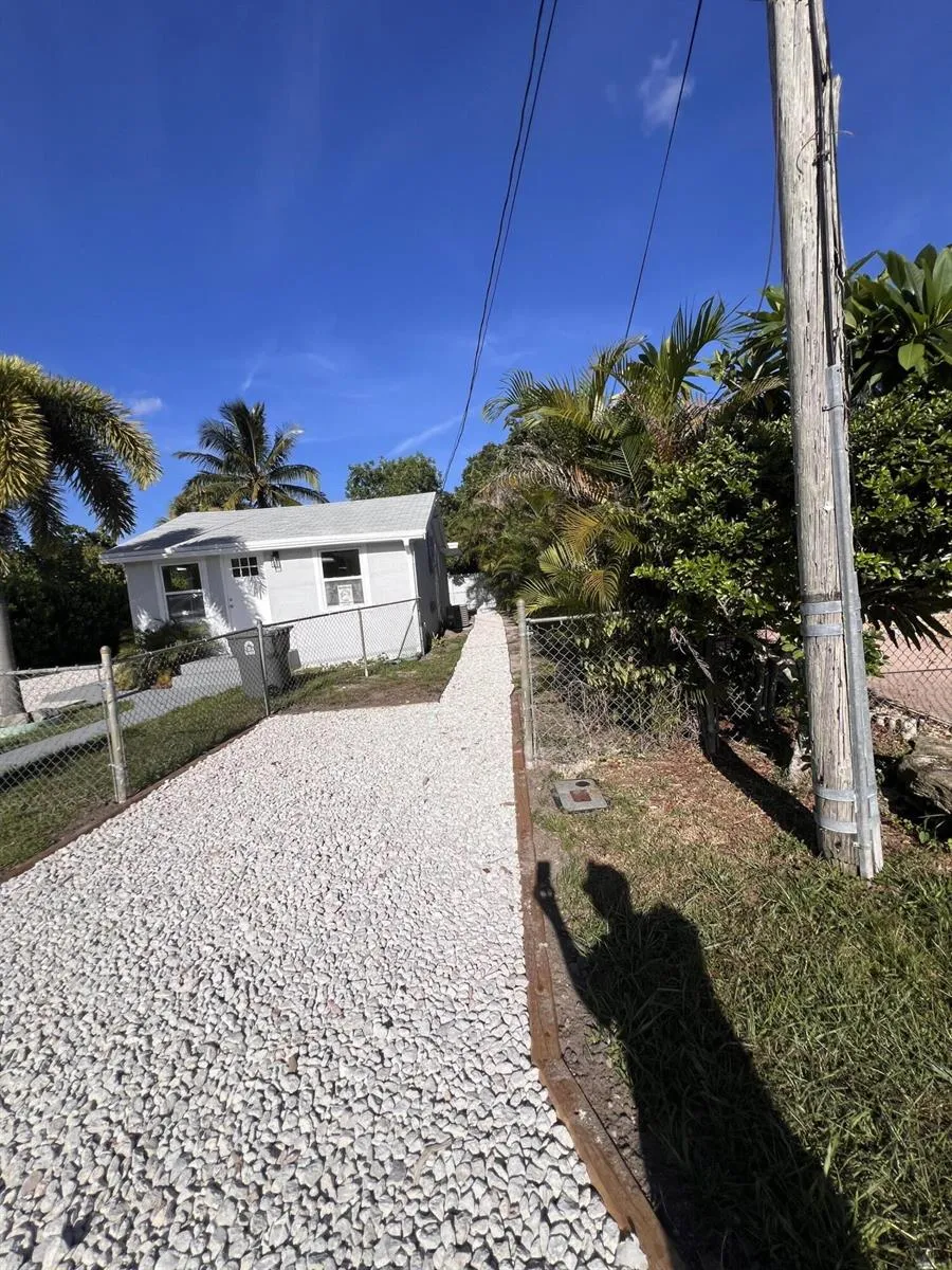 138 Ethelyn Drive West Palm Beach, FL 33415
