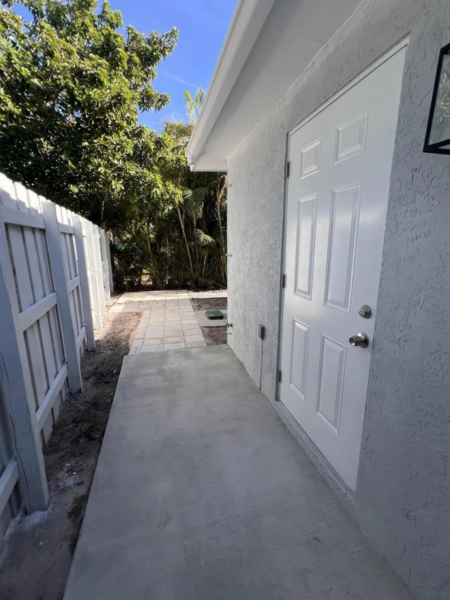 138 Ethelyn Drive West Palm Beach, FL 33415