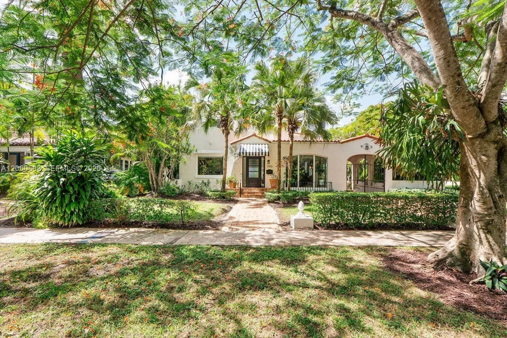 1042 Sorolla Ave Coral Gables, FL 33134