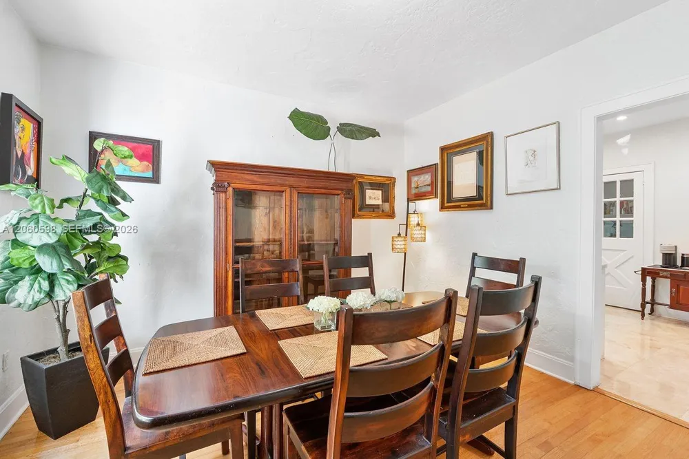 1042 Sorolla Ave Coral Gables, FL 33134