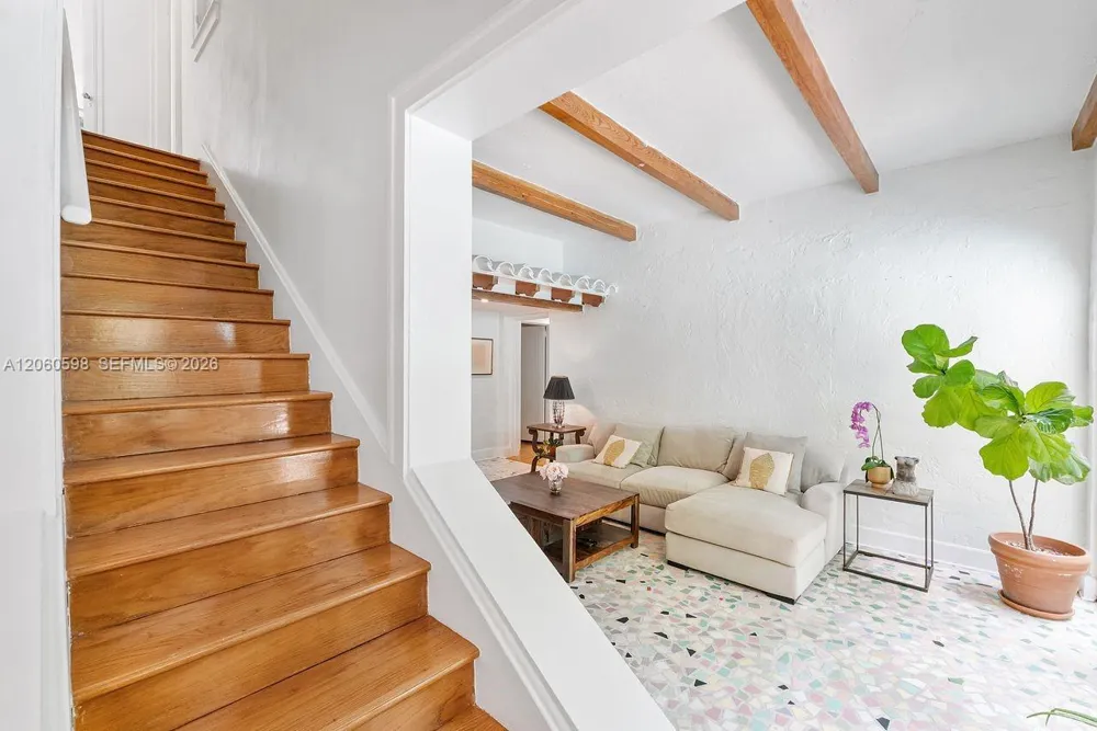 1042 Sorolla Ave Coral Gables, FL 33134