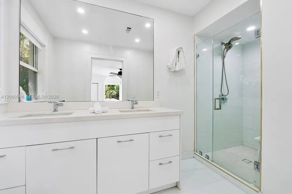 1042 Sorolla Ave Coral Gables, FL 33134