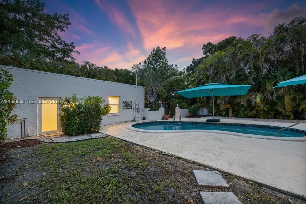 1042 Sorolla Ave Coral Gables, FL 33134