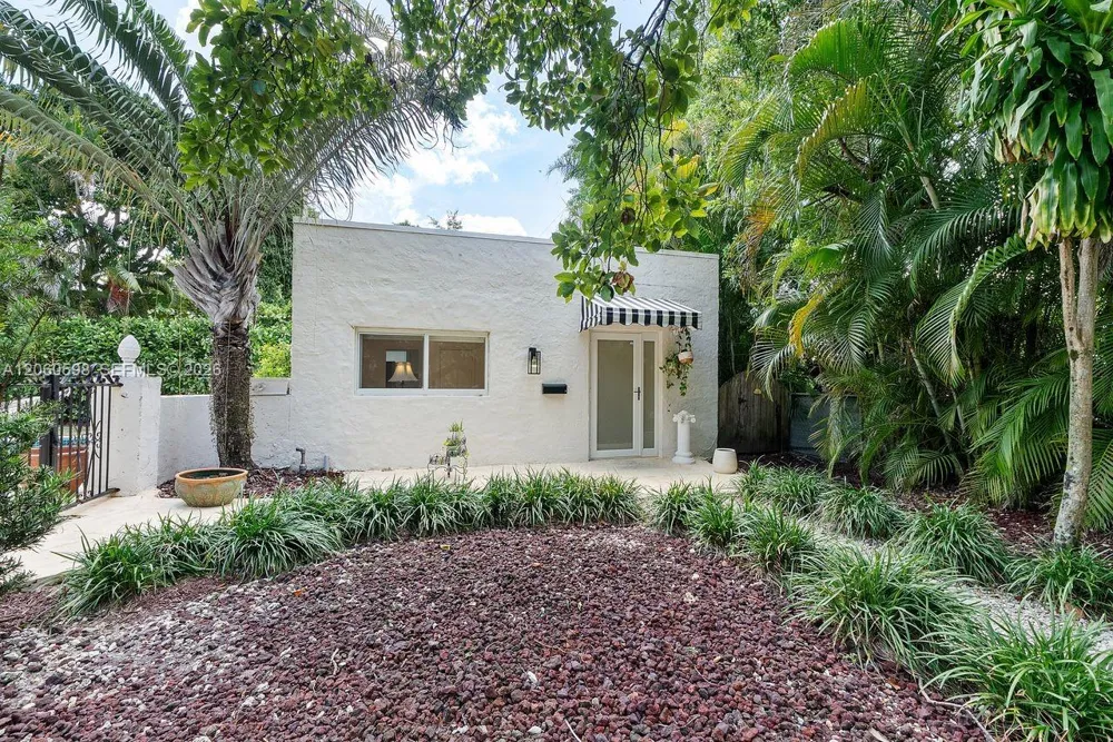 1042 Sorolla Ave Coral Gables, FL 33134