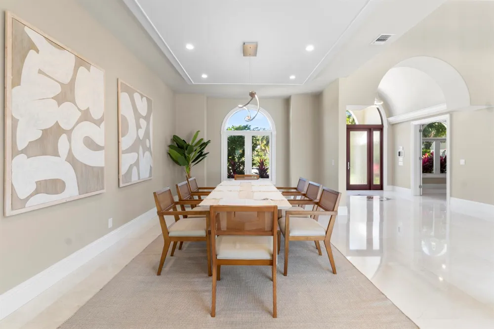 526 Point Lane Vero Beach, FL 32963