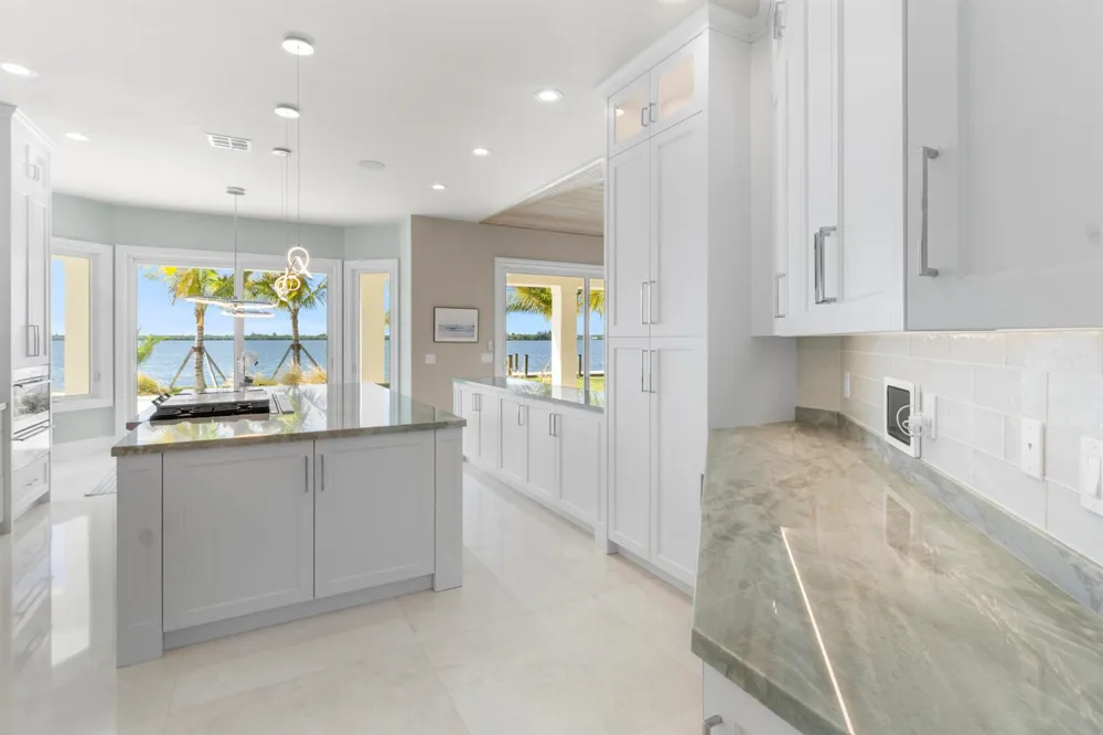 526 Point Lane Vero Beach, FL 32963