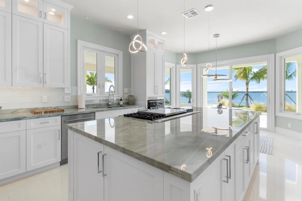 526 Point Lane Vero Beach, FL 32963