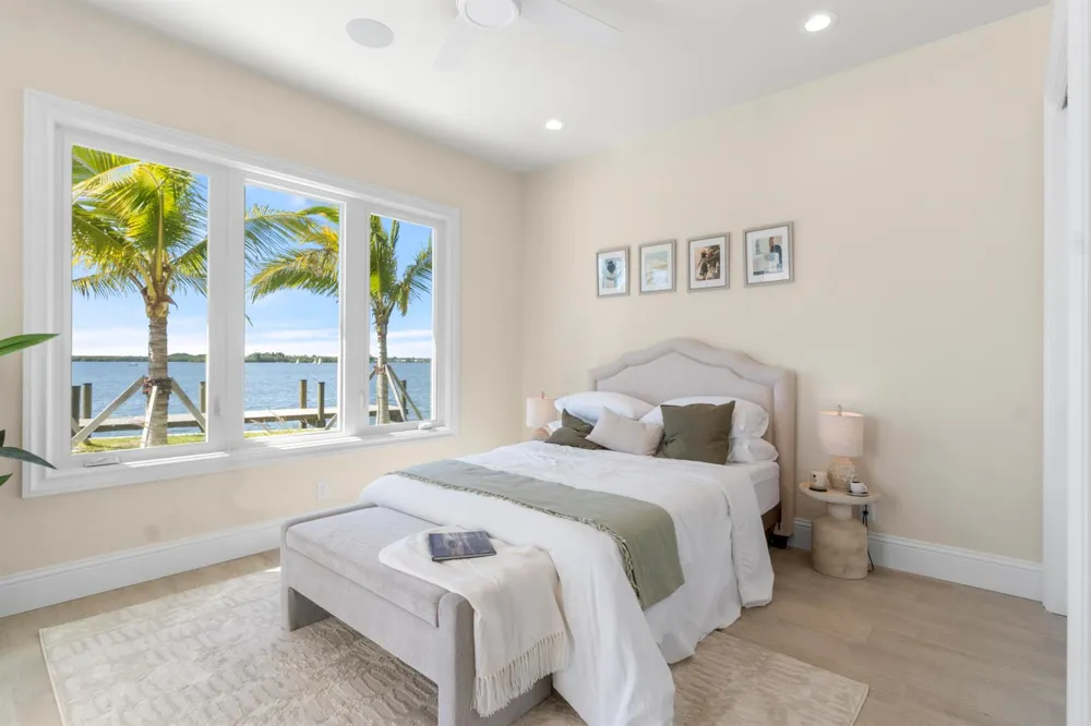 526 Point Lane Vero Beach, FL 32963