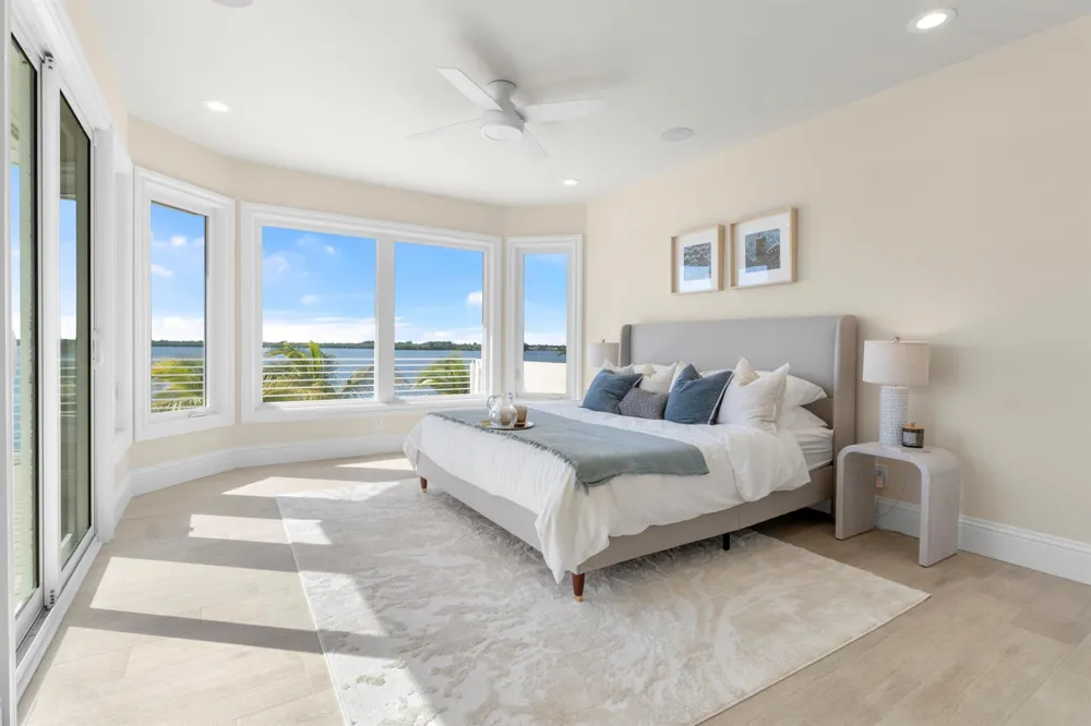 526 Point Lane Vero Beach, FL 32963