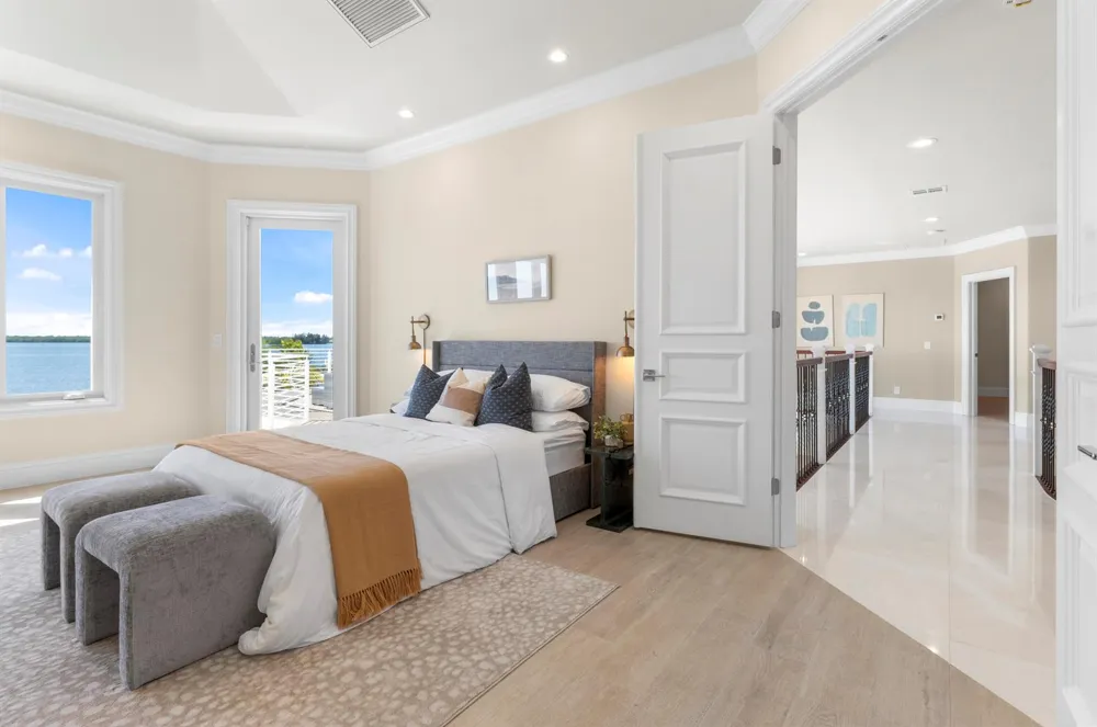 526 Point Lane Vero Beach, FL 32963