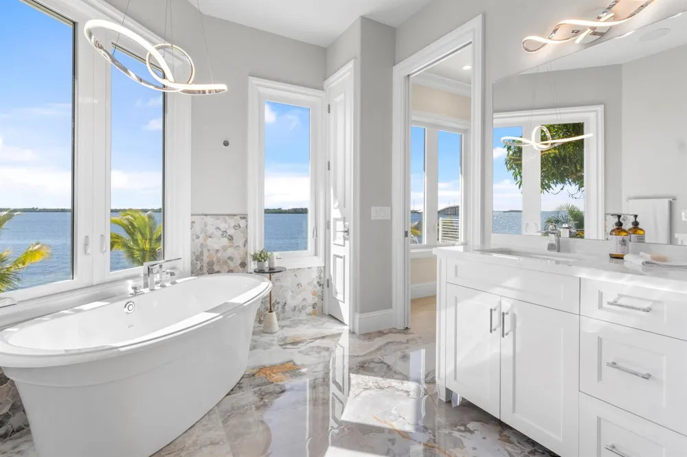 526 Point Lane Vero Beach, FL 32963