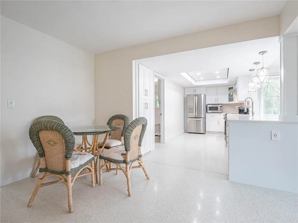 626 Honeysuckle Lane Vero Beach, FL 32963