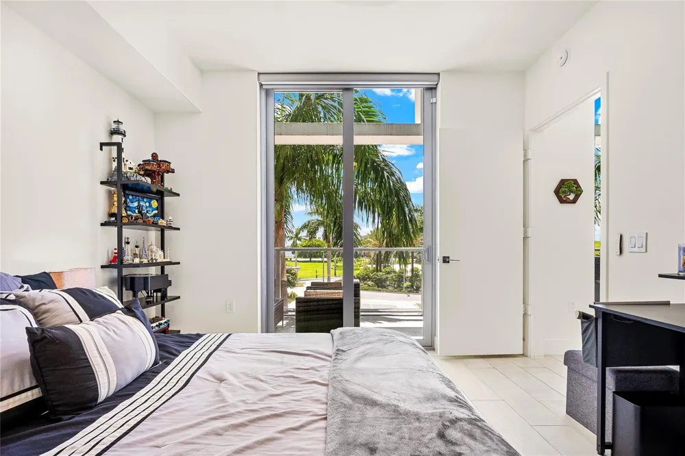 2000 METROPICA WAY #216 Sunrise, FL 33323