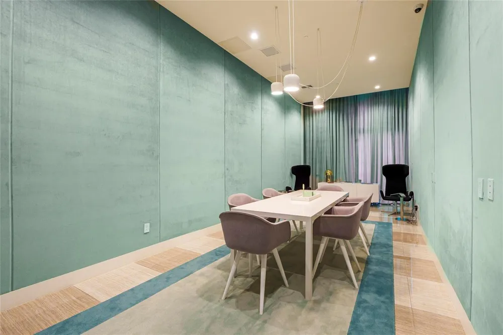 2000 METROPICA WAY #216 Sunrise, FL 33323