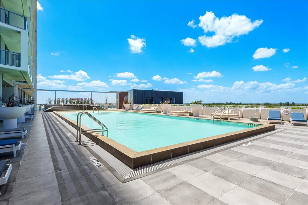 2000 METROPICA WAY #216 Sunrise, FL 33323