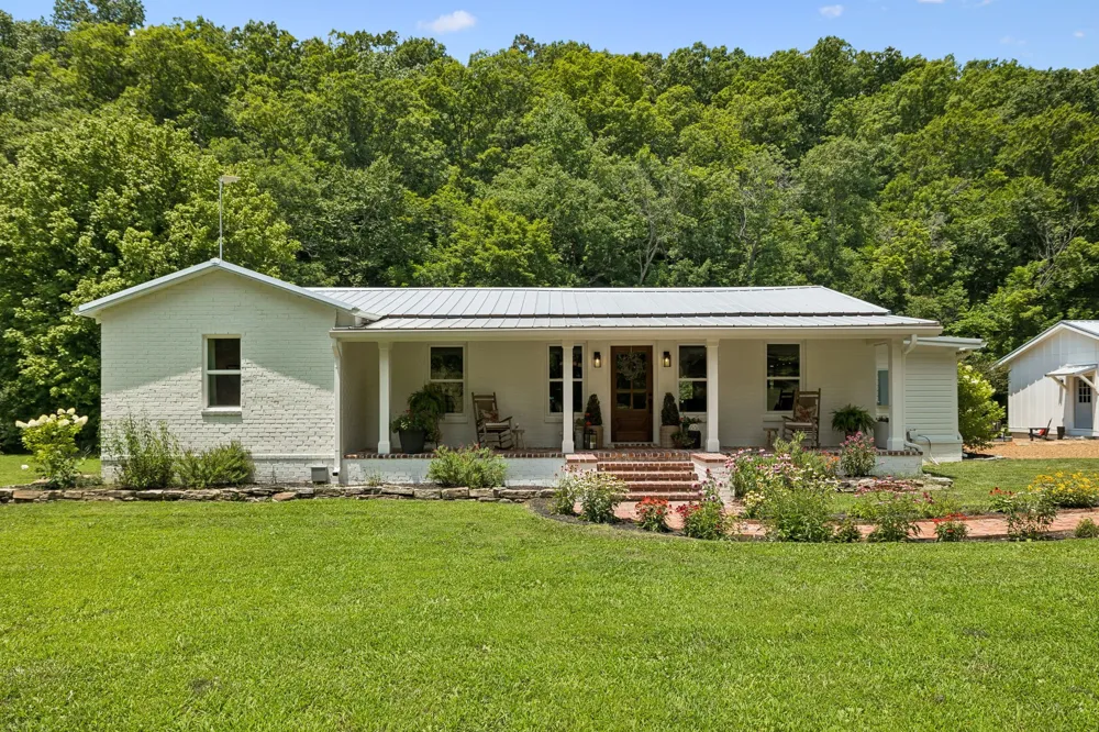 8188 Shoals Branch Rd Primm Springs, TN 38476