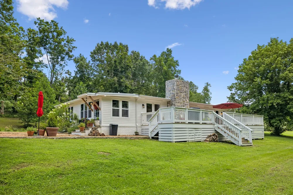 8188 Shoals Branch Rd Primm Springs, TN 38476