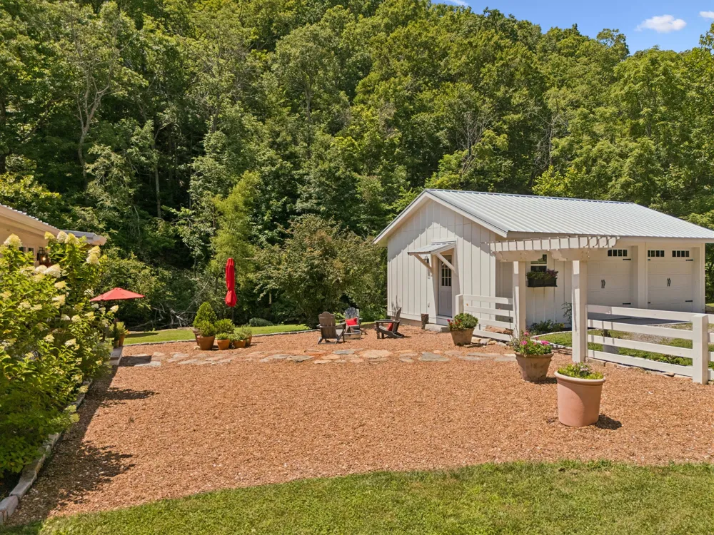 8188 Shoals Branch Rd Primm Springs, TN 38476