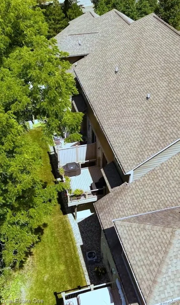 4176 Oak Arbor Court Rochester City, MI 48306