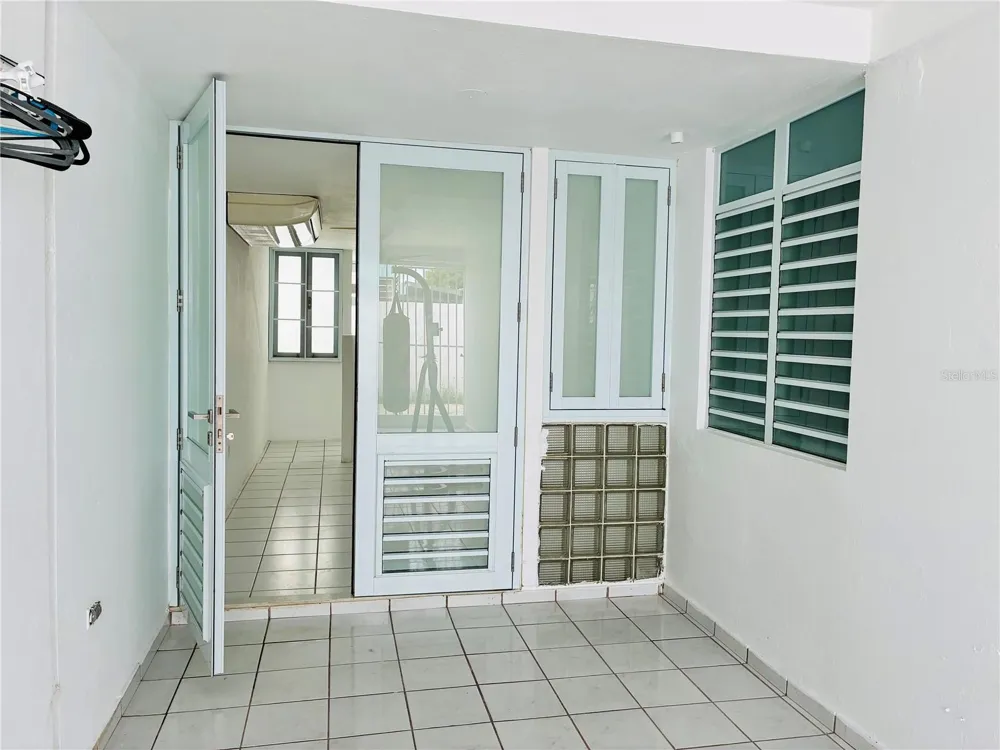 210 CALLE FIRMAMENTO Carolina, PR 00979