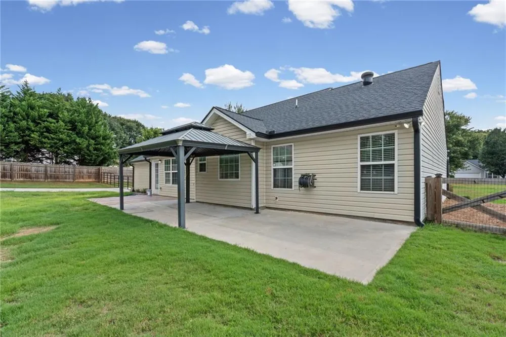 408 Wilshire Lane Bethlehem, GA 30620