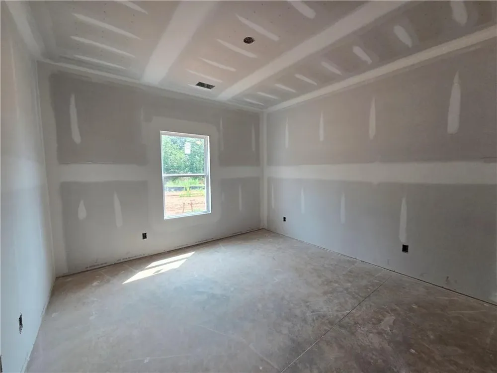 154 Preserve Trail Lavonia, GA 30553