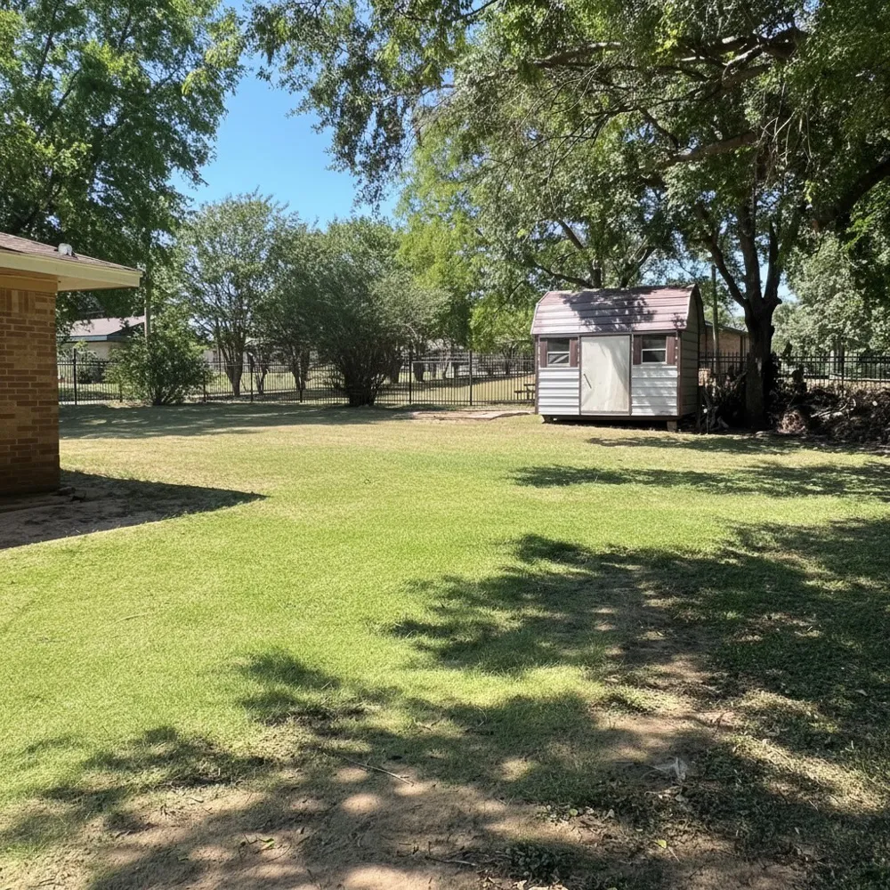 403 Montgomery Street Pittsburg, TX 75686