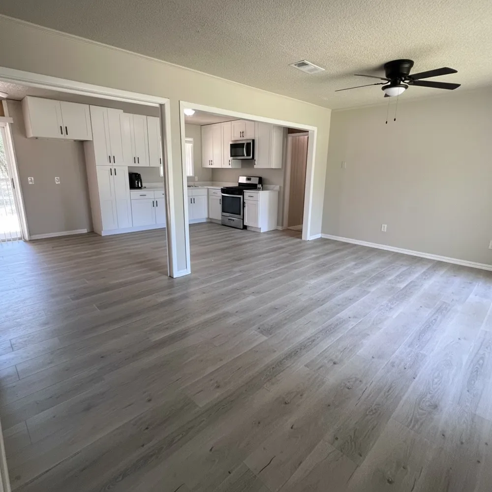 403 Montgomery Street Pittsburg, TX 75686