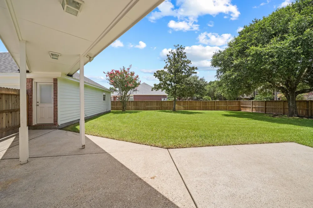 403 Trail Head Street Friendswood, TX 77546