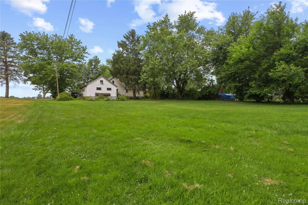 10835 Fieldcrest Drive Green Oak Township, MI 48116