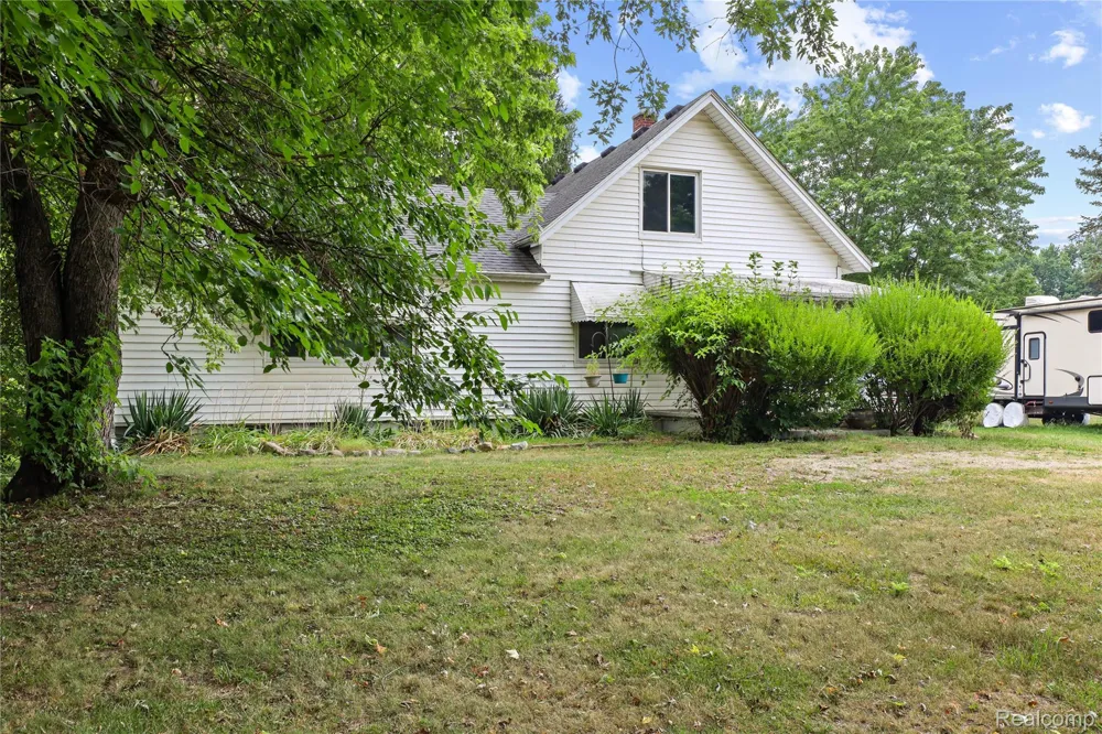 10835 Fieldcrest Drive Green Oak Township, MI 48116