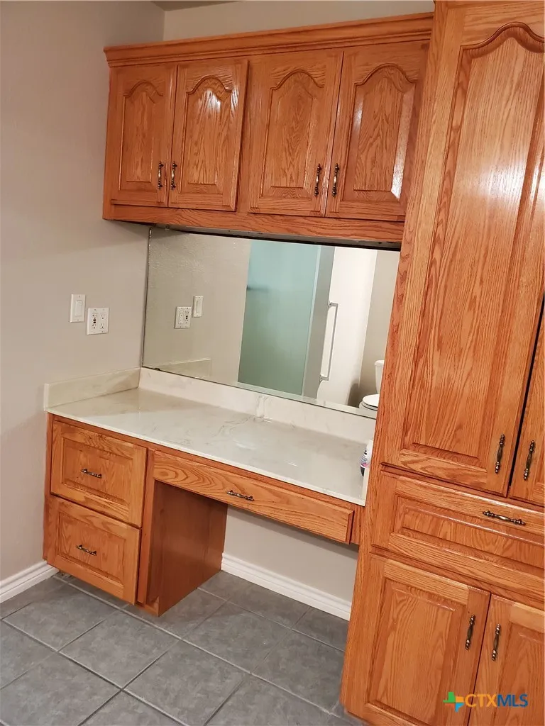136 Royal Crest Circle Seguin, TX 78155