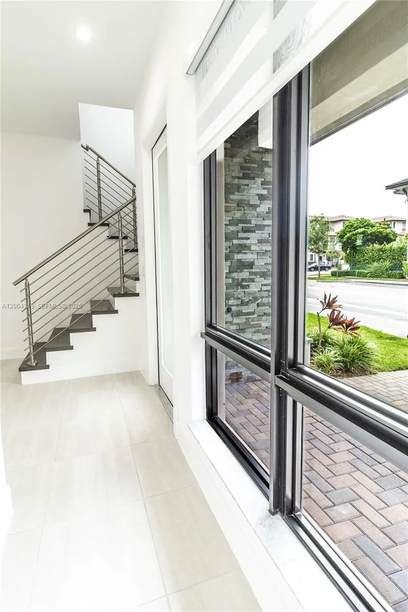 4311 NW 82nd Ave Doral, FL 33166