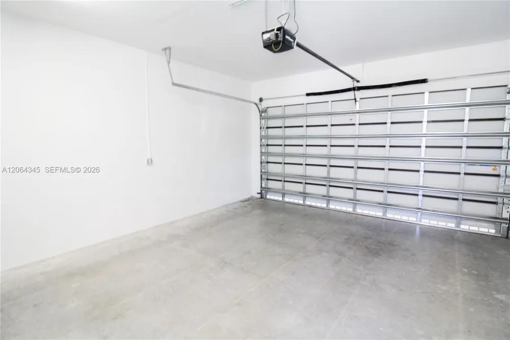 4311 NW 82nd Ave Doral, FL 33166